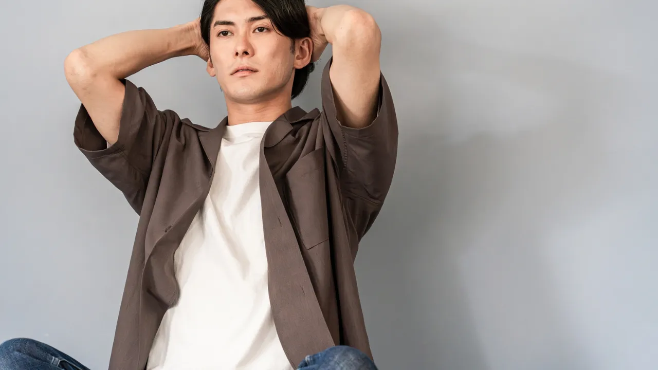 デート服に悩むアラサー男性
